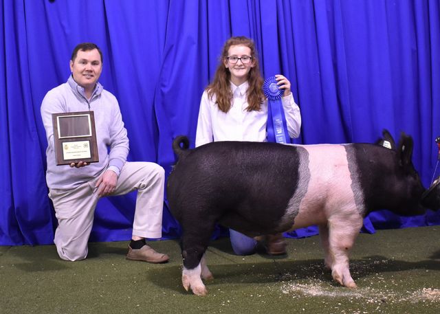 Jr. Showmanship Champion Josie Hallford